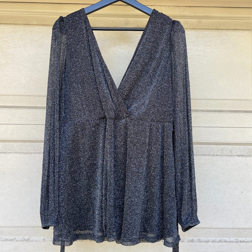 Torrid Size 2 Black Sparkle Surplice Long Sleeve Top Plus Size 2X Glitter